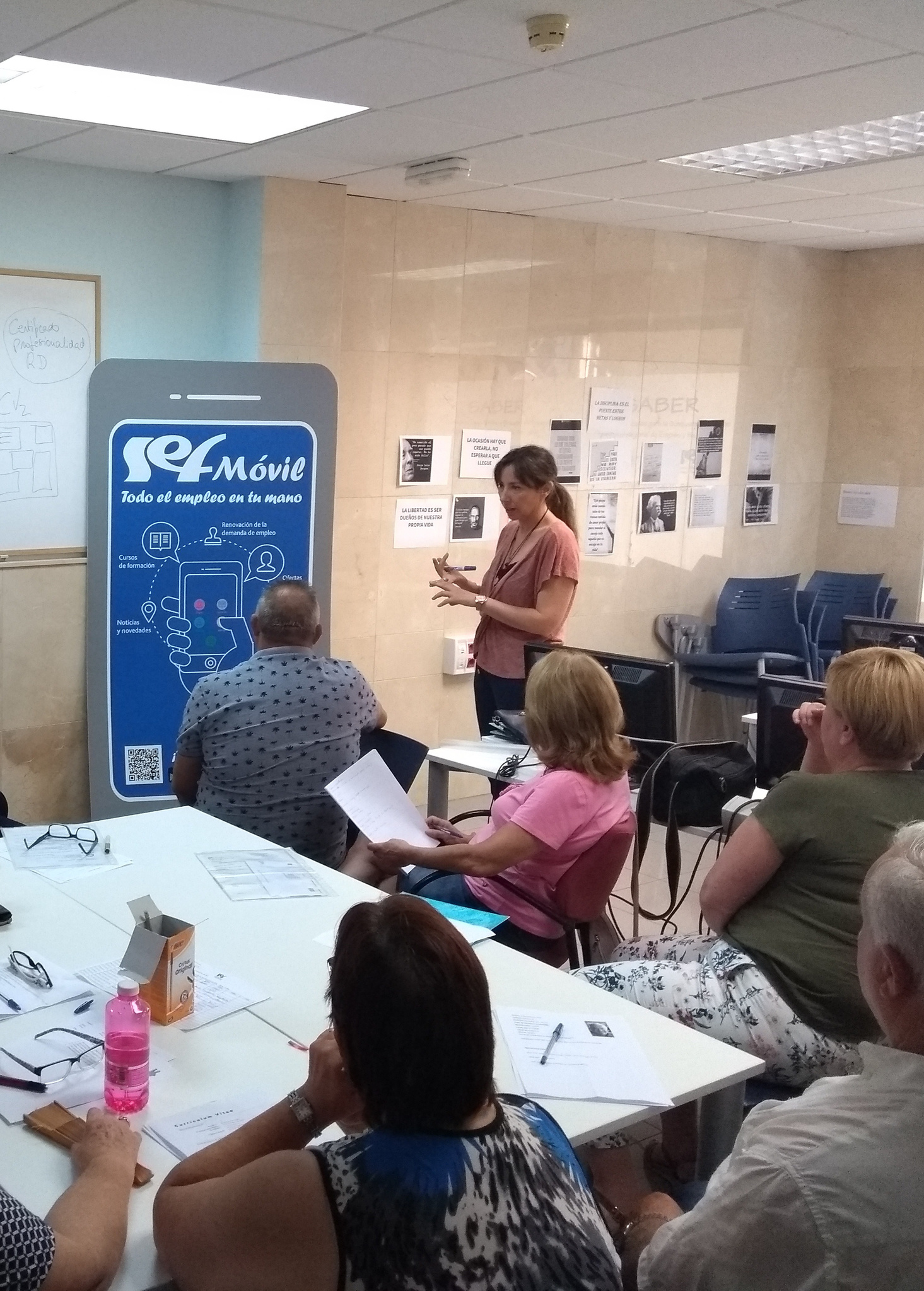 Imagen de uno de los talleres impartidos en la Oficina de Servicios Avanzados para la Búsqueda de Empleo (Saber)