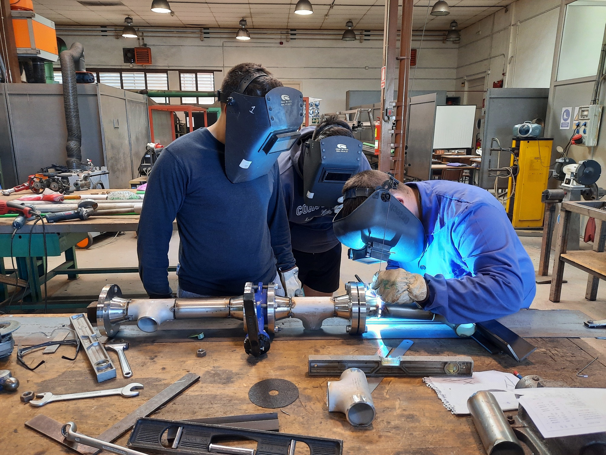 Imagen de uno de los cursos de soldadura industrial impartidos por el SEF.