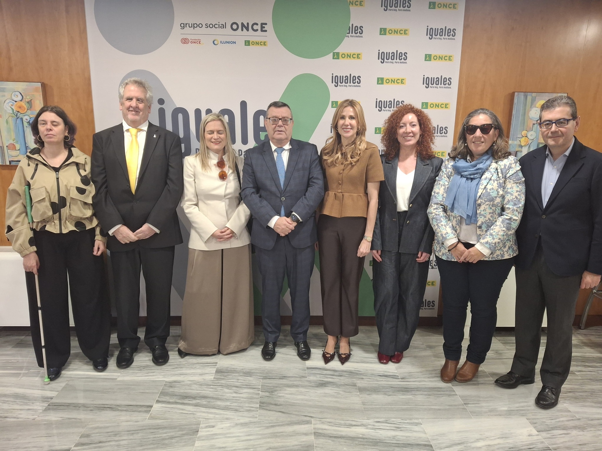 Firma del convenio entre el SEF y la Fundación ONCE.