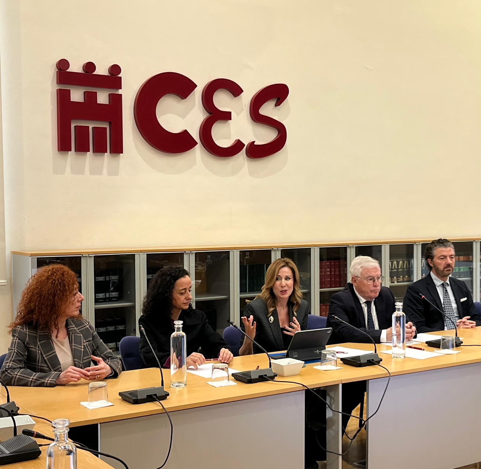 La consejera de Empresa, Empleo y Econom&iacute;a Social, Marisa L&oacute;pez Arag&oacute;n, durante su intervenci&oacute;n.