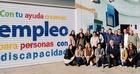 La directora general del SEF, Marisa López, visitó a los participantes del curso  'Auxiliar de Manipulado y Finalización de Productos Gráficos', que desarrolla el Centro Especial de Empleo de Feycsa en Molina de Segura.