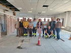 La directora general del SEF, Pilar Valero, durante su visita a los participantes del proyecto experiencial 'Innova 2M25'