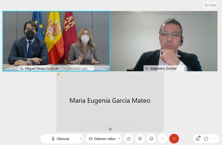 El consejero de Empleo, Investigación y Universidades, Miguel Motas, mantuvo una reunión telemática con los responsables de la empresa MTorres de Fuente Álamo