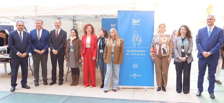 El paro entre los j&oacute;venes con titulaci&oacute;n universitaria en Cartagena cae m&aacute;s de 20 puntos por encima de quienes no tienen estudios superiores