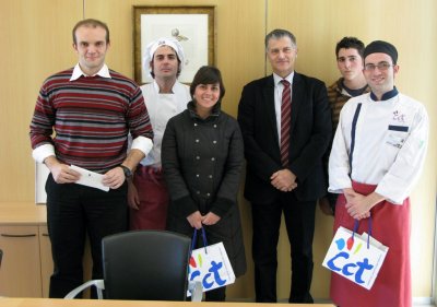 Turismo premia a los cocineros del stand de Murcia en Fitur por sus demostraciones gastronómicas