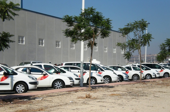 Industria realiza controles a 700 taxímetros (2)