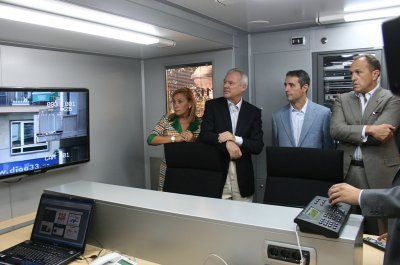 Presentación del vehículo Puesto de Mando Avanzado para emergencias (3)