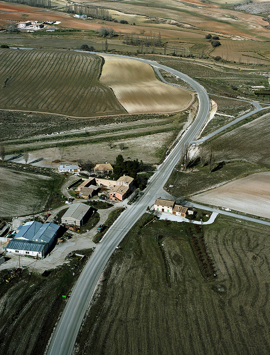 La Comunidad adecua la señalización y balizamiento de carreteras del Noroeste (2)