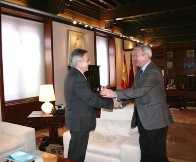 Valcárcel recibe al decano del Colegio Oficial de Ingenieros Industriales (1)