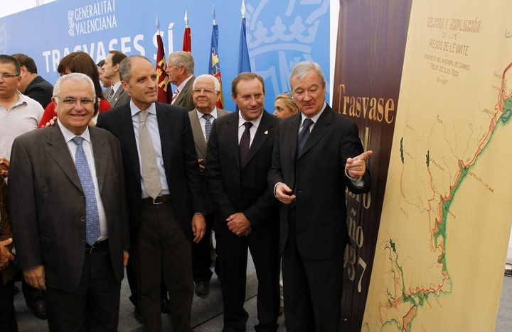 Valc&aacute;rcel y Camps inauguran en Orihuela los embalses reguladores de la acequia Puertas de Murcia (III)