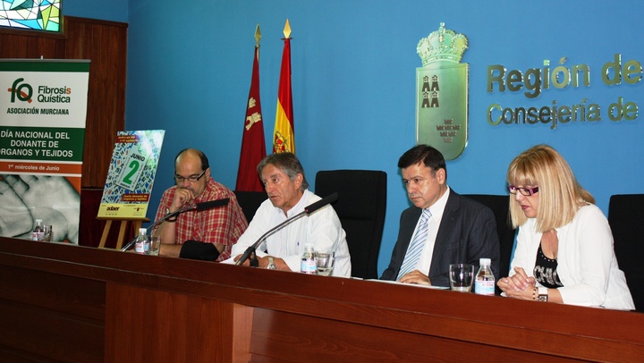 El director general de Salud Pública durante la rueda de prensa celebrada con motivo del Día Nacional del Donante