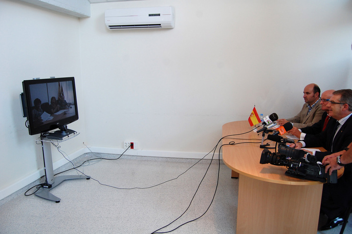 La Consejer&iacute;a de Sanidad y Consumo instala el sistema AVIR de arbitraje virtual en la Oficina Municipal de Informaci&oacute;n al Consumidor de Las Torres de Cotillas