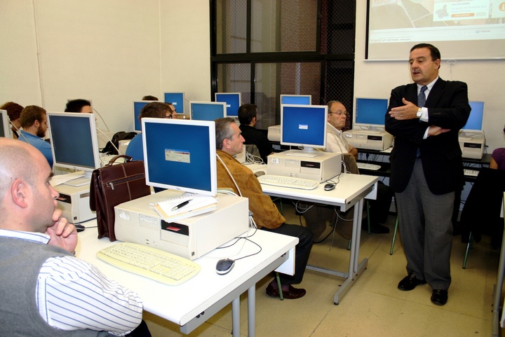 Inauguración del curso 'Acceso y explotación de la información geográfica en el geoportal Cartomur'