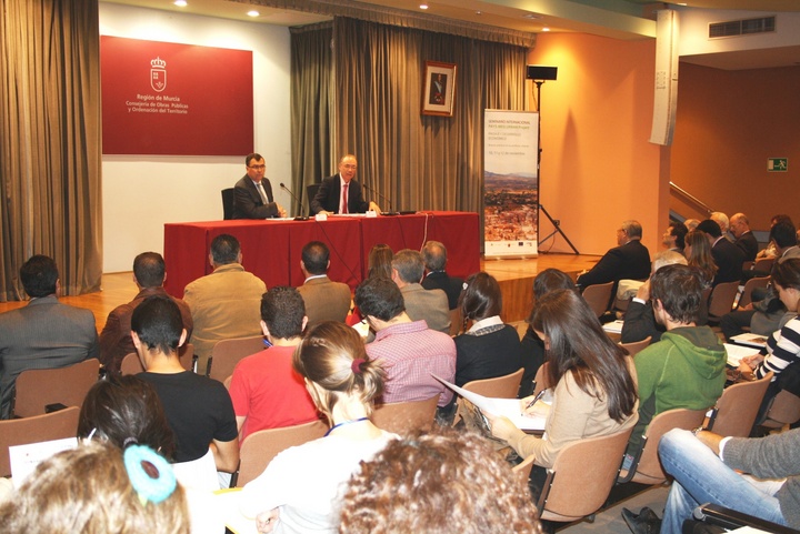 FOTOS/ Inauguración del seminario internacional 'Paisaje y desarrollo económico'.(3)
