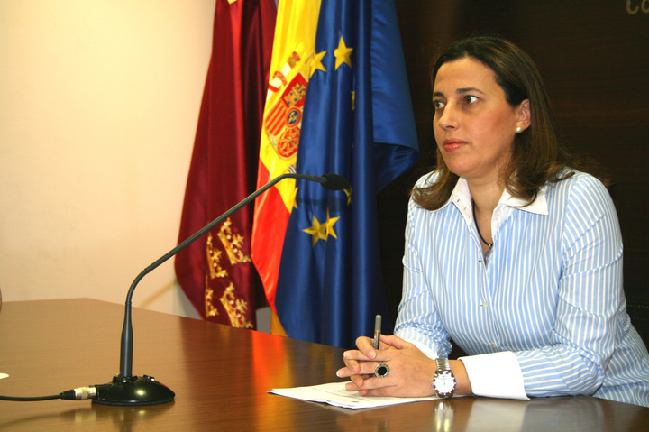 La directora general de Transportes y Puertos, Carmen Sandoval