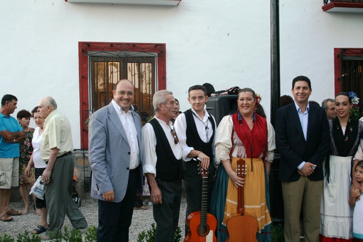 El consejero de Obras Públicas y Ordenación del Territorio, en la inauguración de la Casa del Cura