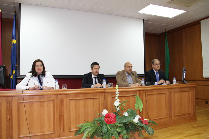 El director general de Turismo, Enrique Ujaldón, pronunció hoy la conferencia 'Política turística de la Región de Murcia' a los alumnos del grado de Turismo de la Universidad Católica San Antonio Murcia