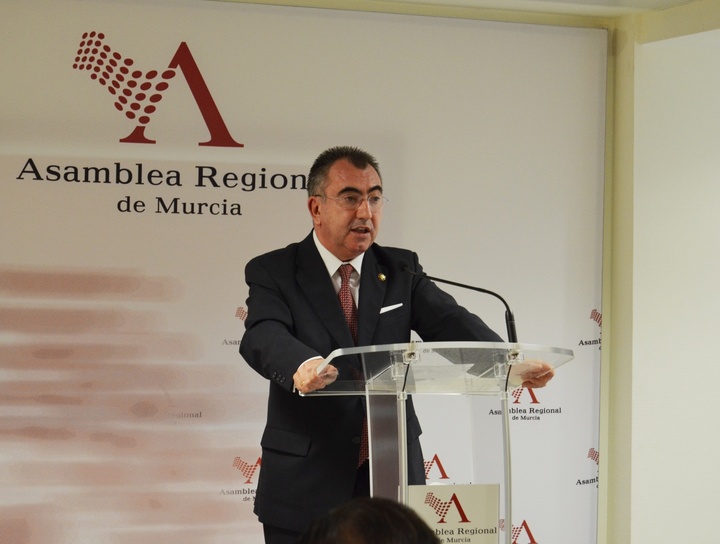 El titular de la Consejería de Presidencia, presentó en Cartagena la previsión presupuestaria de su Consejería en la Asamblea Regional