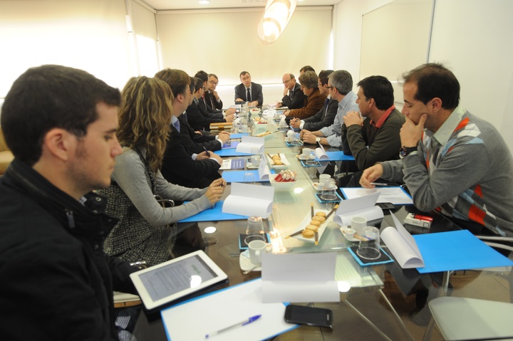 Reunión en el CEEIM del consejero Ballesta con emprendedores de proyectos innovadores de base tecnológica