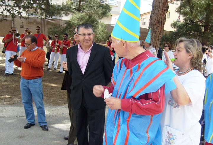 El director general de Personas con Discapacidad del Instituto Murciano de Acción Social participa en las actividades organizadas por el Centro para Personas con Discapacidad de Churra con motivo de las Fiestas de Primavera