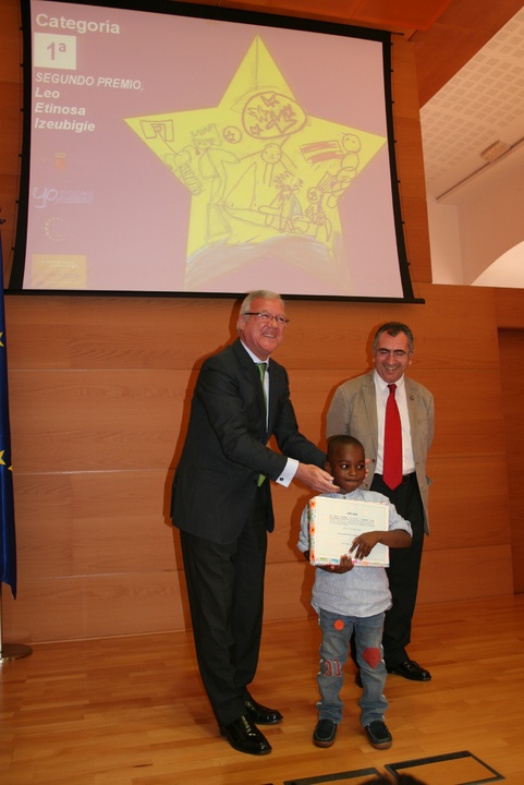 El jefe del Ejecutivo murciano, Ramón Luis Valcárcel, preside la entrega de los premios 'Mi pueblo, Europa' 2