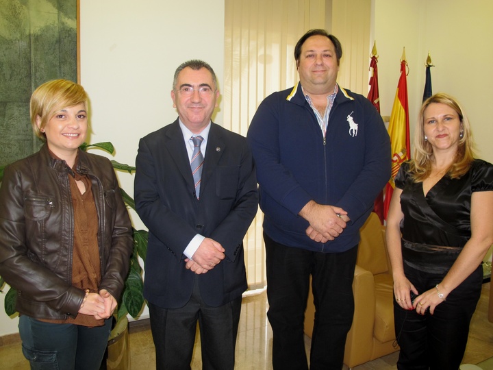 El consejero de Presidencia recibe al presidente de la Federación Scout de Exploradores de Murcia