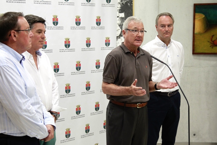 Reunión Valcárcel, Fabra y SCRATS 1