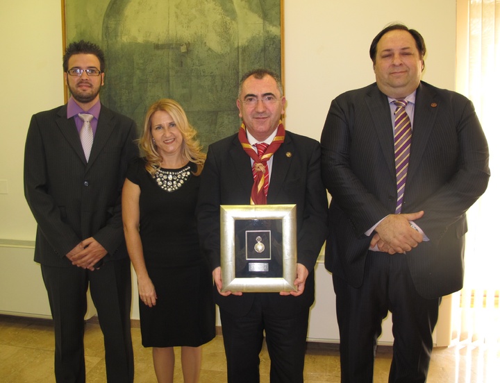 El consejero Manuel Campos recibe la Medalla de Plata de ASDE-Exploradores de Murcia (2)