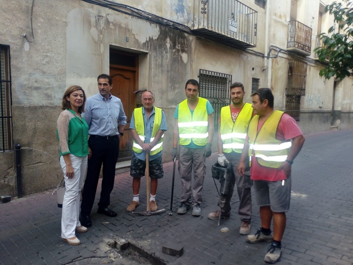 La directora del Servicio Regional de Empleo y Formación se reúne con el alcalde de Abarán